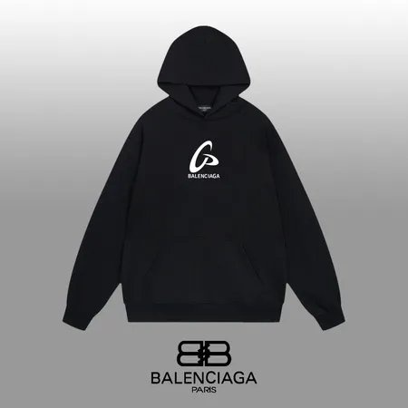 バレンシアガ パーカー