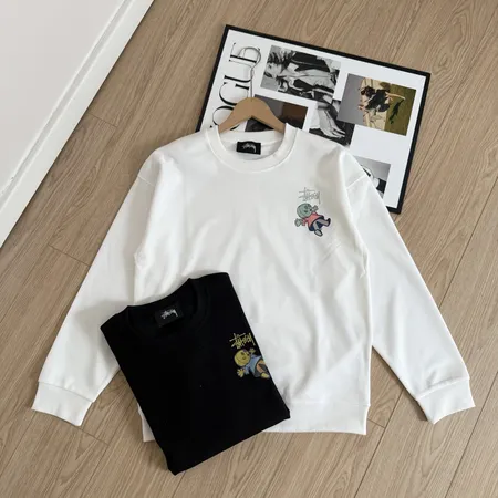 ステューシー パーカー