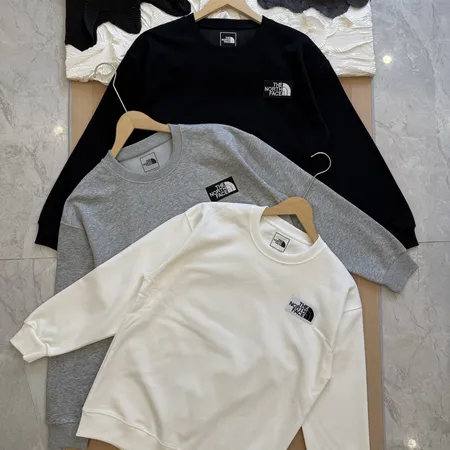 ノースフェイス パーカー