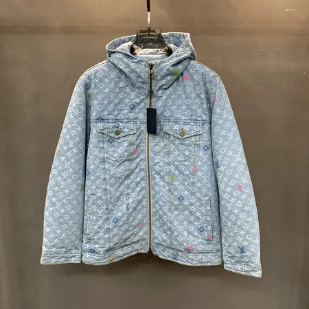 ルイヴィトン ダウンジャケット