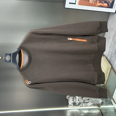 エルメス パーカー