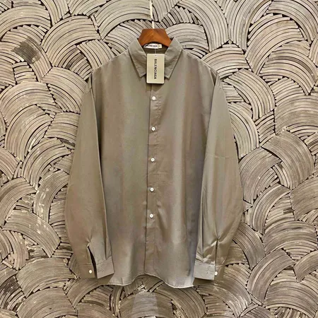 バレンシアガ シャツ