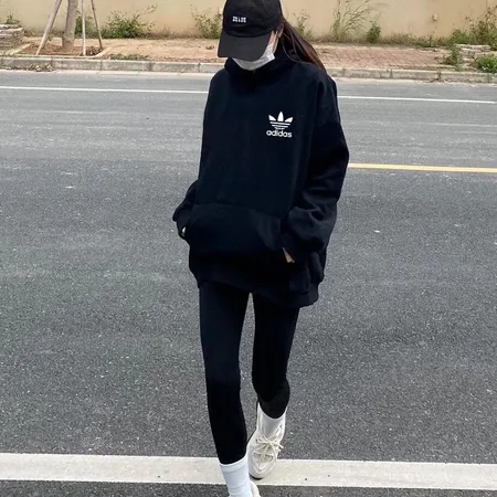 アディダス パーカー