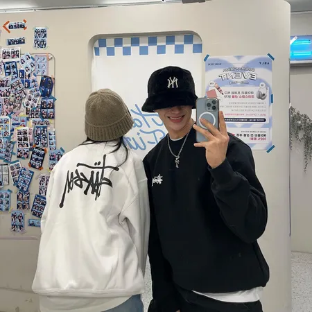 ステューシー パーカー