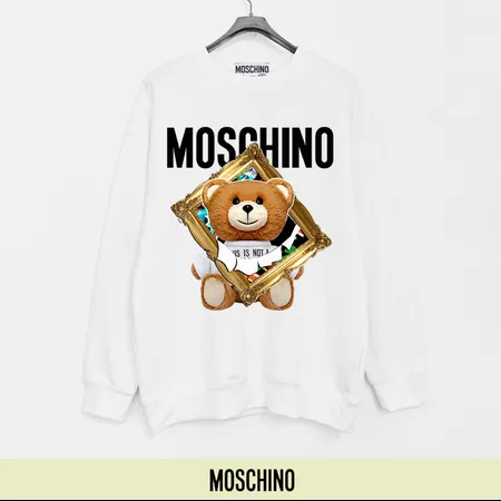 モスキーノ パーカー