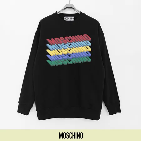 モスキーノ パーカー