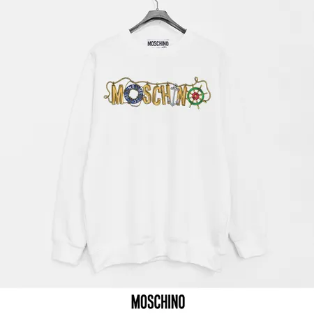 モスキーノ パーカー