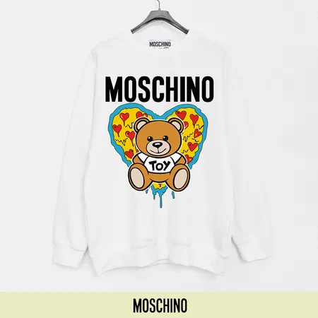 モスキーノ パーカー