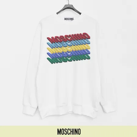 モスキーノ パーカー