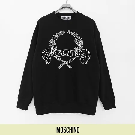 モスキーノ パーカー