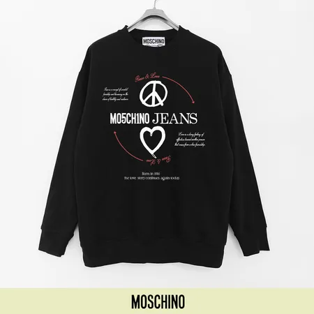 モスキーノ パーカー