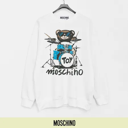 モスキーノ パーカー