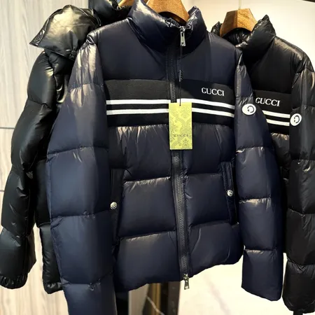 グッチ ダウンジャケット