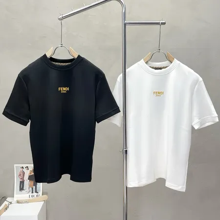 フェンディ Tシャツ