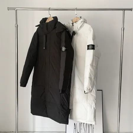 フェラガモ ダウンジャケット