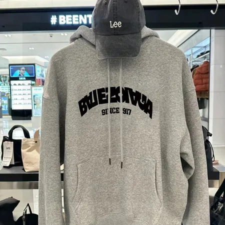 バレンシアガ パーカー