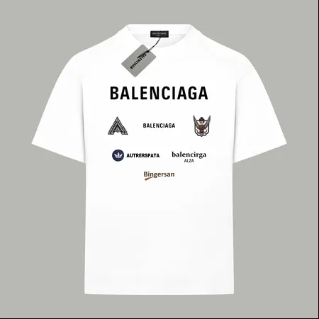 バレンシアガ Tシャツ