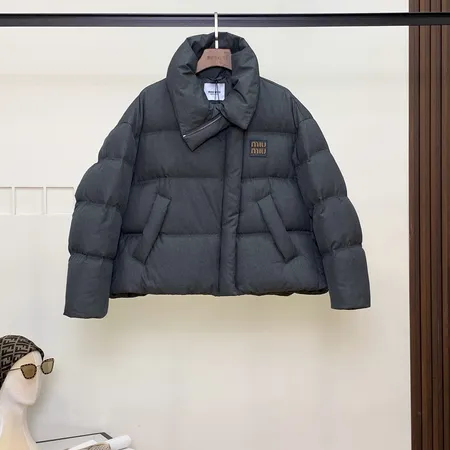 ミュウミュウ ダウンジャケット