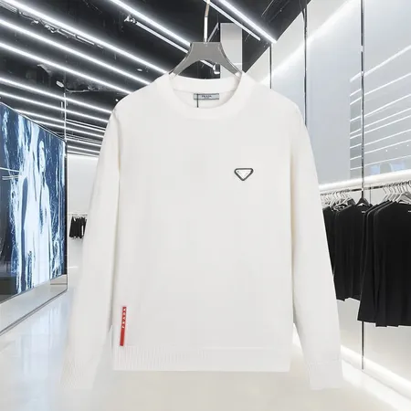 プラダ パーカー