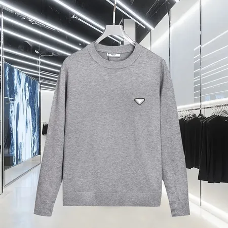 プラダ パーカー