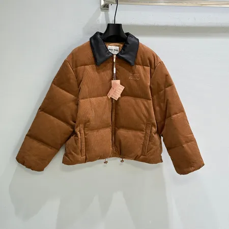 ミュウミュウ ダウンジャケット