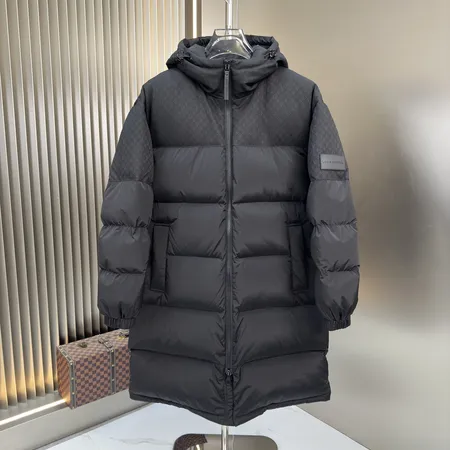 ルイヴィトン ダウンジャケット