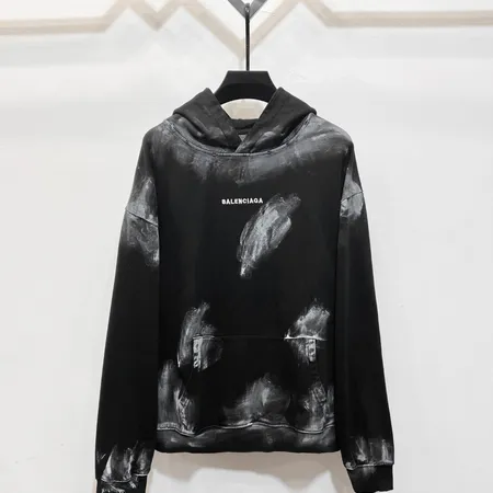 バレンシアガ パーカー