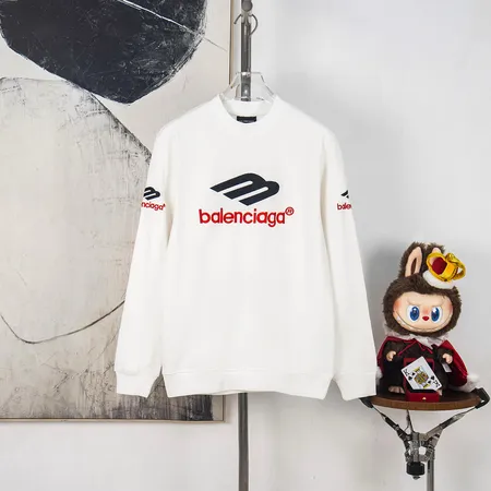 バレンシアガ Tシャツ