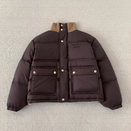 セリーヌ ダウンジャケット
