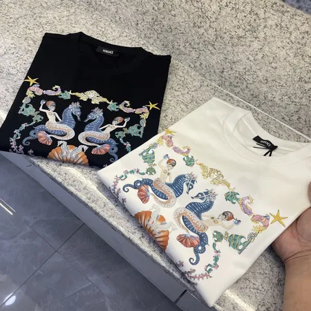 ヴェルサーチ Tシャツ