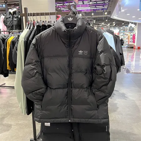 アディダス ダウンジャケット