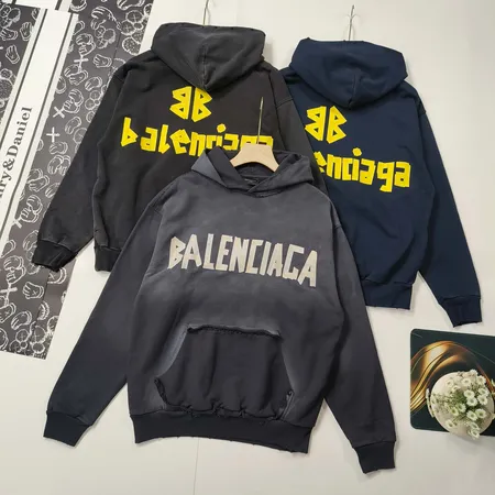 バレンシアガ パーカー