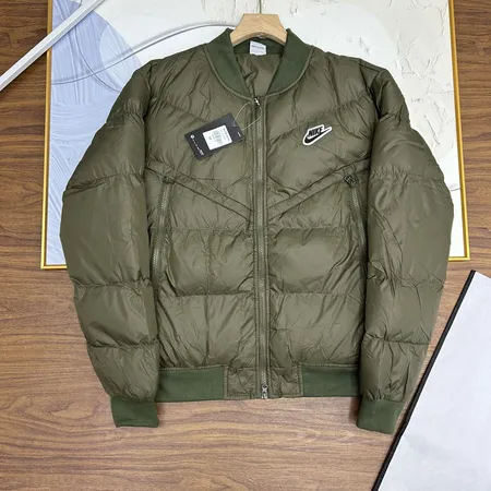 ナイキ ダウンジャケット