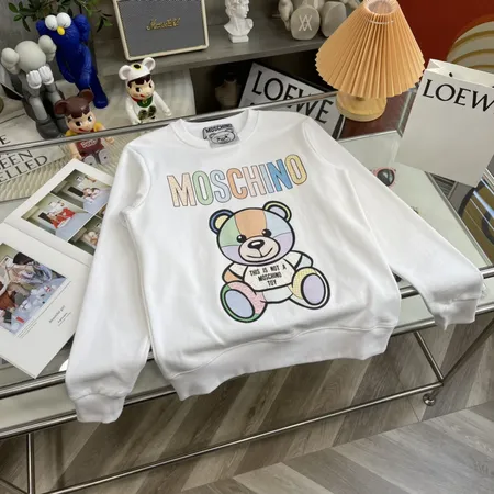 モスキーノ パーカー