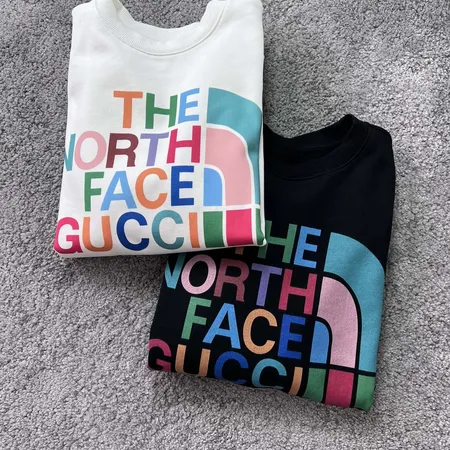 ノースフェイス パーカー