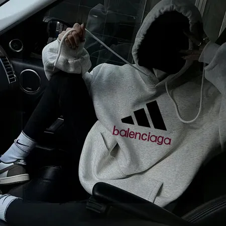 アディダス パーカー