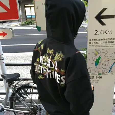 アディダス パーカー