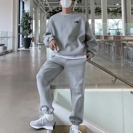 ノースフェイス パーカー