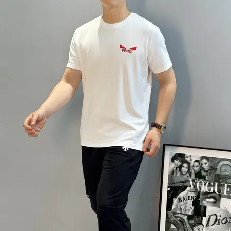 フェンディ Tシャツ