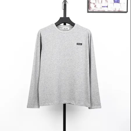 ミュウミュウ パーカー