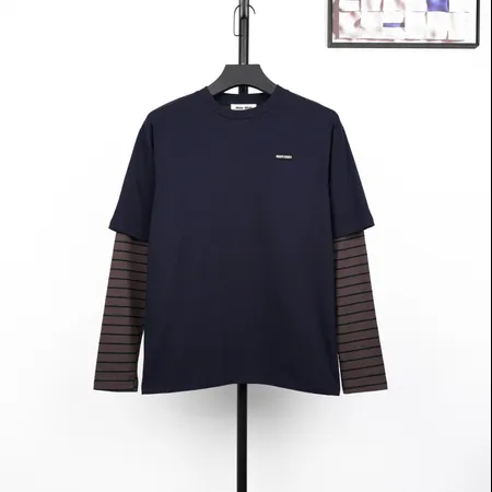 ミュウミュウ Tシャツ