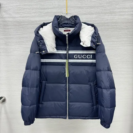 グッチ ダウンジャケット