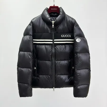 グッチ ダウンジャケット