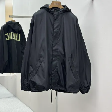 バレンシアガ ジャケット