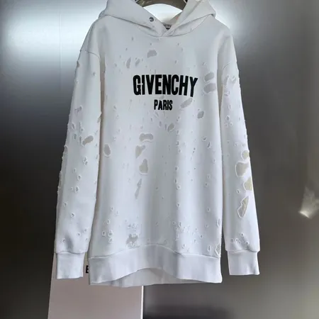 ジバンシィ パーカー