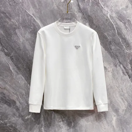 プラダ Tシャツ