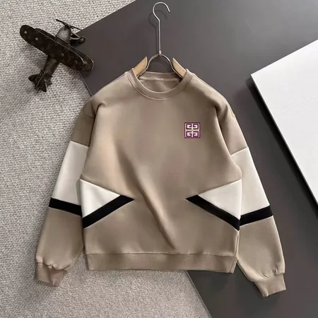 ジバンシィ パーカー