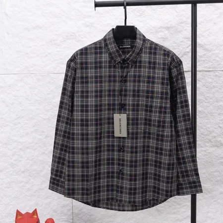 バレンシアガ シャツ