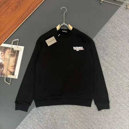 バレンシアガ パーカー