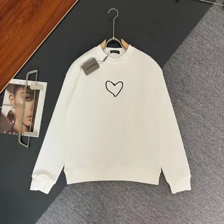 バレンシアガ パーカー